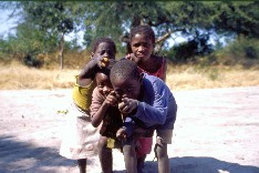 Caprivi_Kind1_5x3.jpg (16930 Byte)